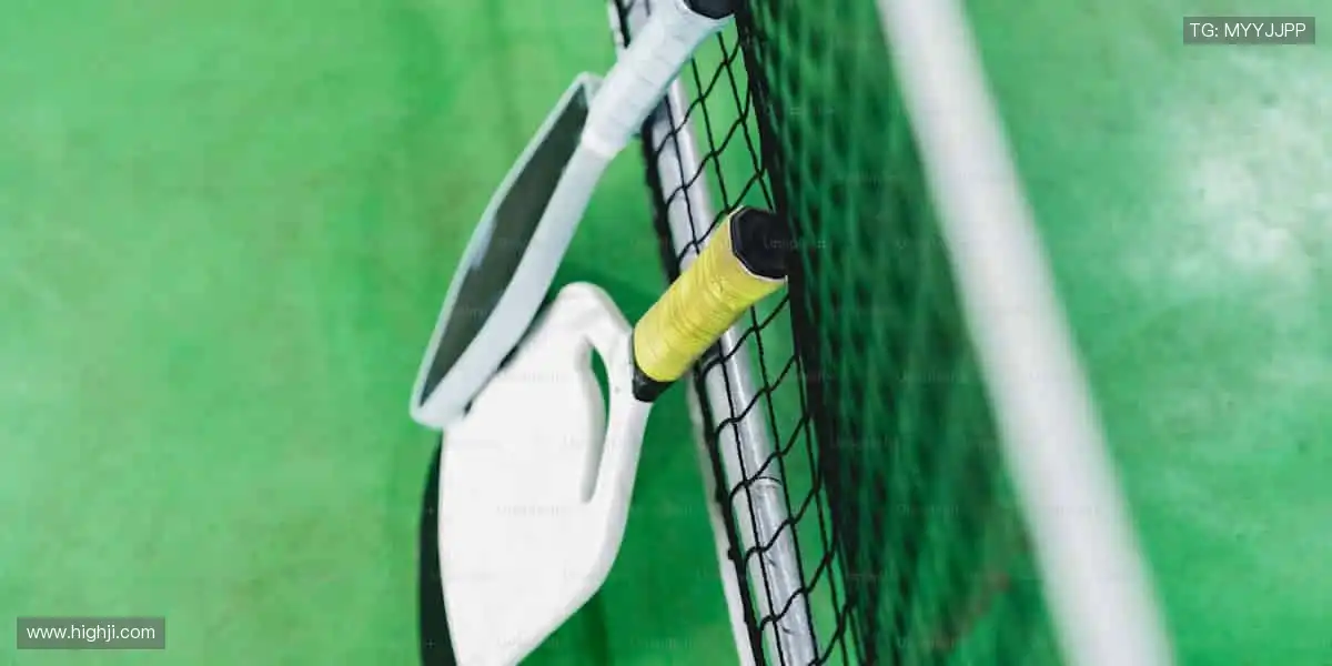 🎉【互动狂欢】弹幕刷屏，竞猜赢取球星签名！